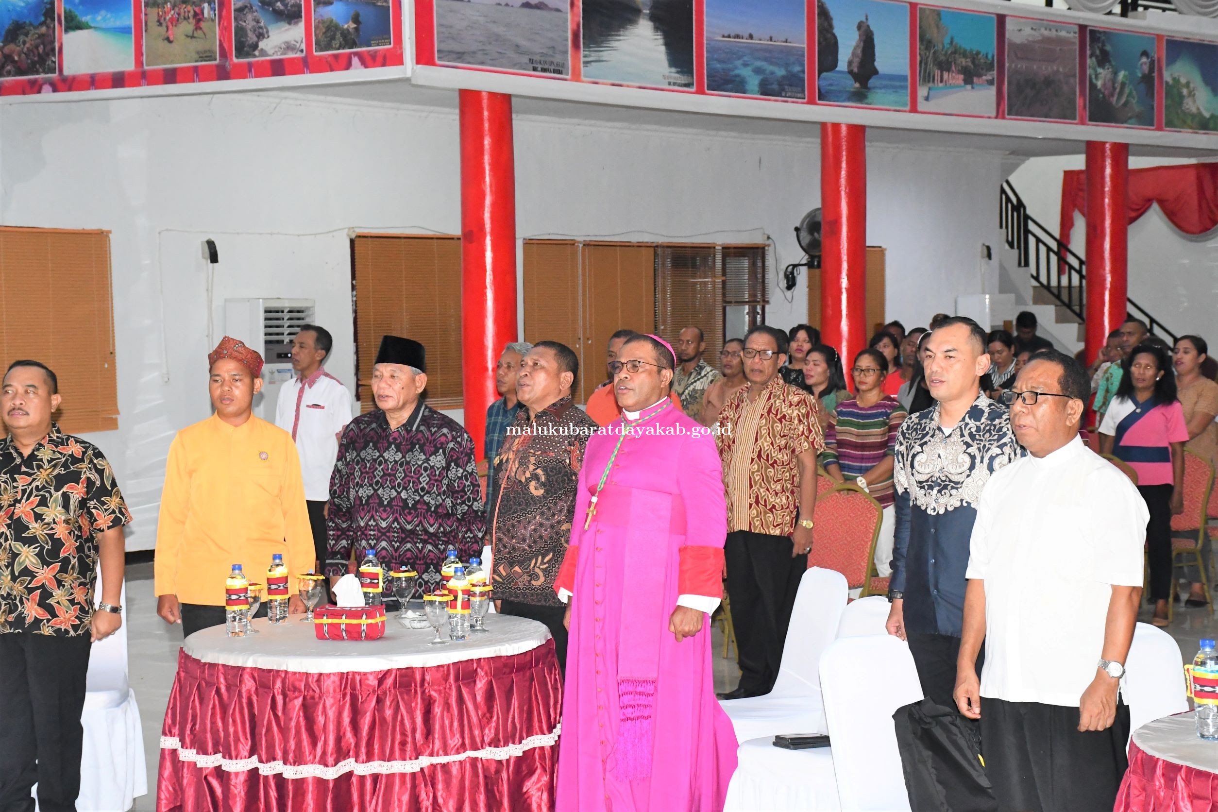 Uskup Diosis Amboina bersama Ketua MUI Maluku gelar Silaturahmi Antar Umat Beragama  