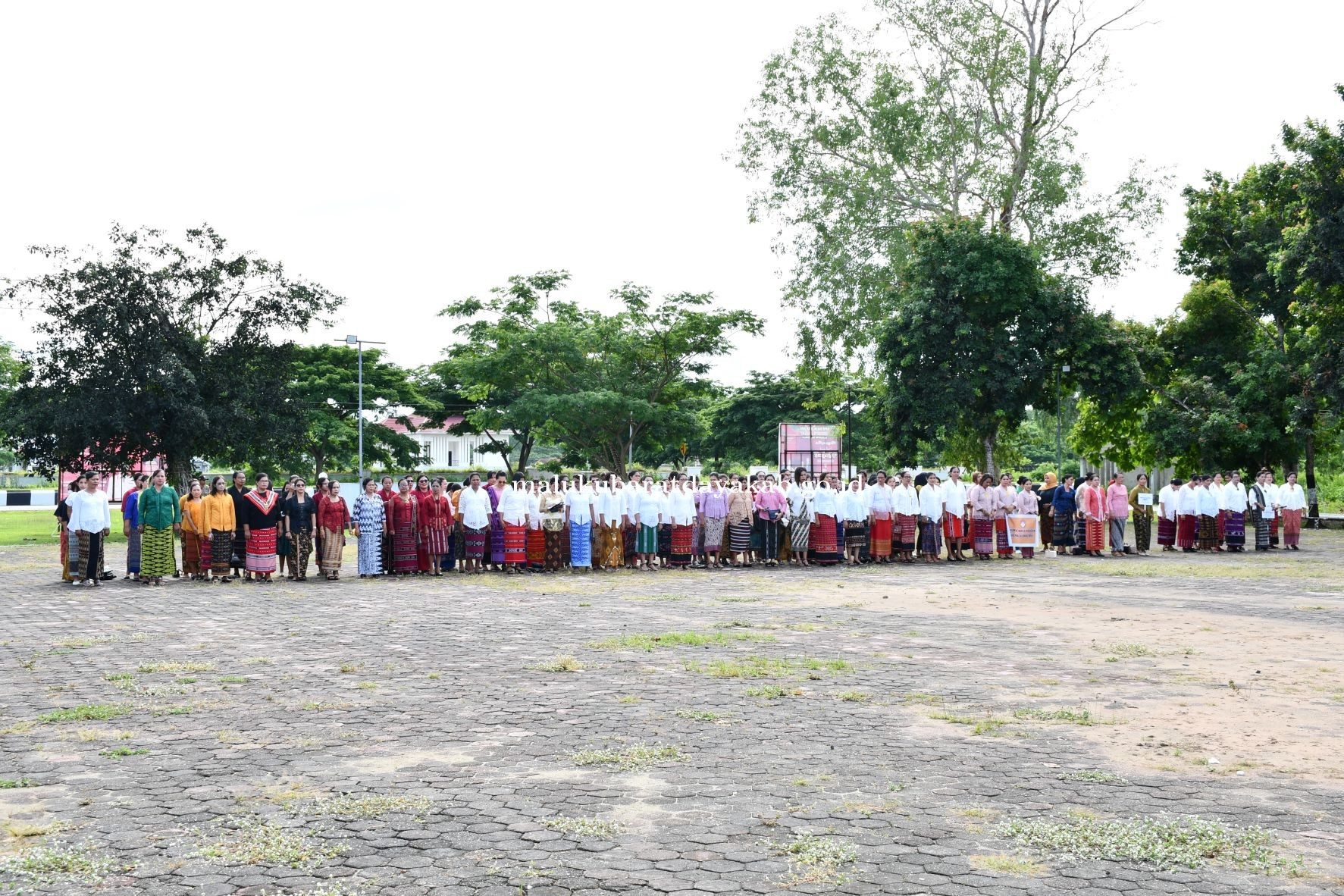 PERINGATAN HARI IBU KE-94 KAB.MBD BERLANGSUNG HIKMAT 